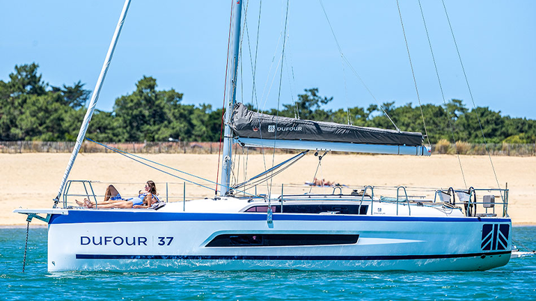 Dufour 37